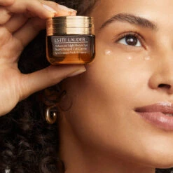 Estee Lauder More Of What You Love - 1Pièce -Magasin De Soins De Maquillage De Mode 56061076 S3