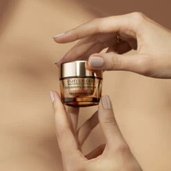 Estee Lauder More Of What You Love - 1Pièce -Magasin De Soins De Maquillage De Mode 56061076 S5