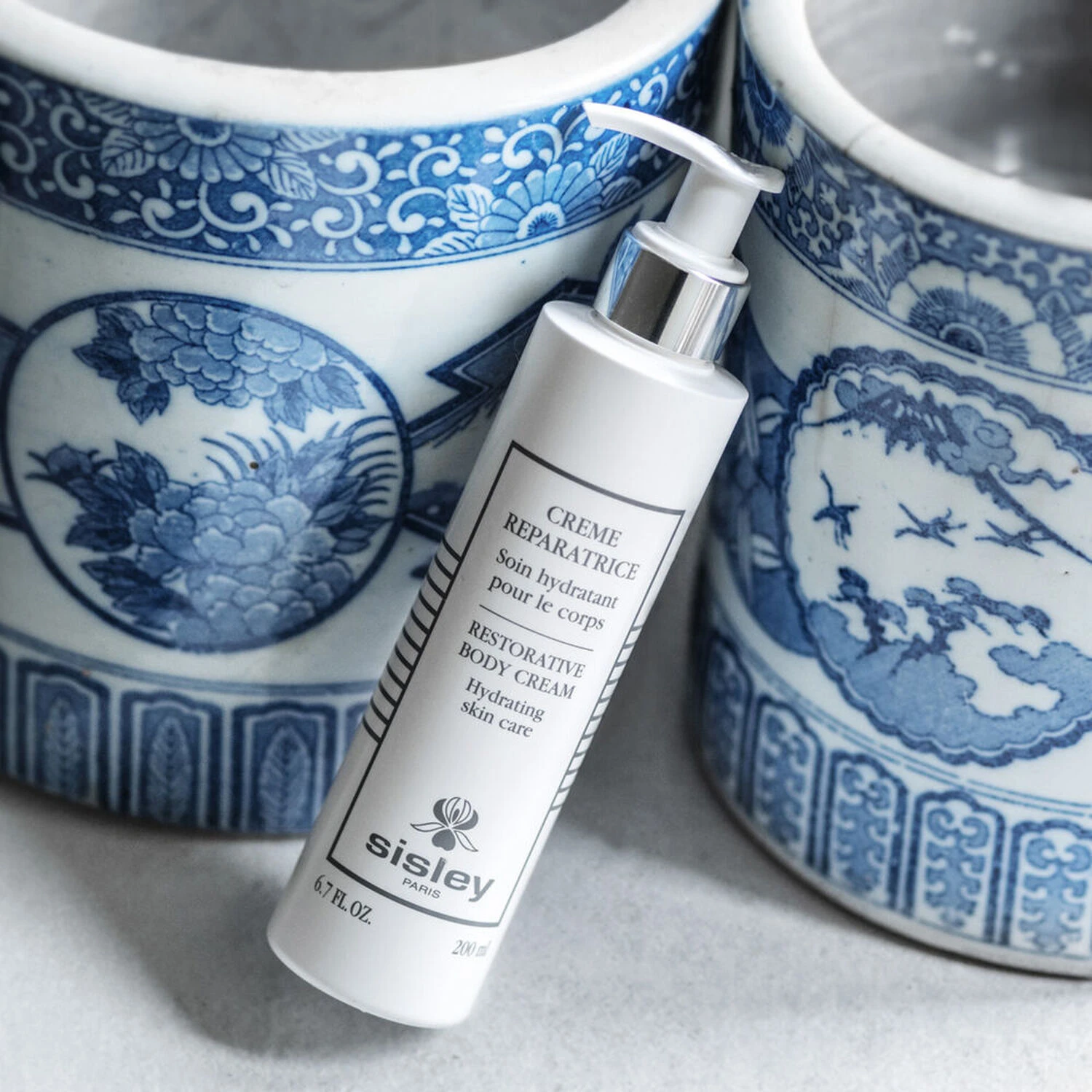 Sisley Crème Réparatrice Corps - 200ml 2 Sisley Crème Réparatrice Corps - 200ml – Image 2
