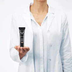 VICHY DERMABLEND 3D CorrectionSPF25 - 10 VICHY DERMABLEND 3D CorrectionSPF25 - -Magasin De Soins De Maquillage De Mode P0842004 S4