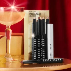 Bobbi Brown Eyes All Aglow Long-Wear Cream Shadow Stick Set - 1Pièce -Magasin De Soins De Maquillage De Mode P4034064 S3